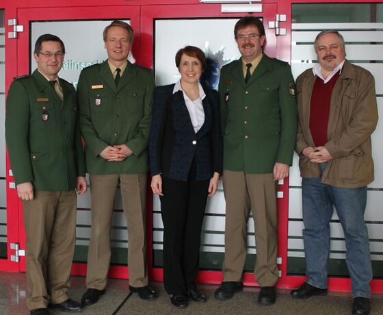 v.r.: Heinrich Rewitzer, Martin Zehent, Annette Karl, Manfred Jahn und Norbert Kellner