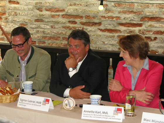 Andreas Lotte, Sigmar Gabriel und Annette Karl