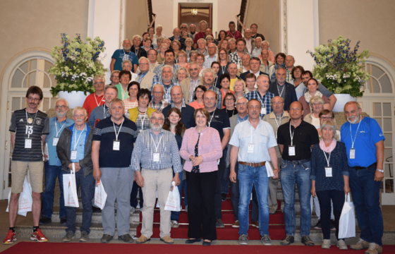 Die Besuchergruppe im Foyer des Maximilianeums
