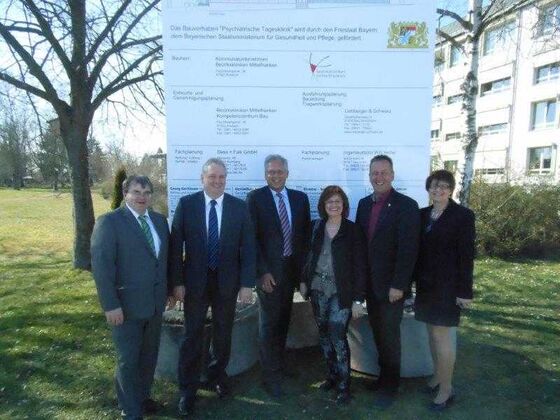 MdL Scheuenstuhl, Bgm. Meier, Bez.tagspräs. Richard Bartsch, Vizepräs. Christa Naaß, Bezirksräte Reichenberg und Zahl
